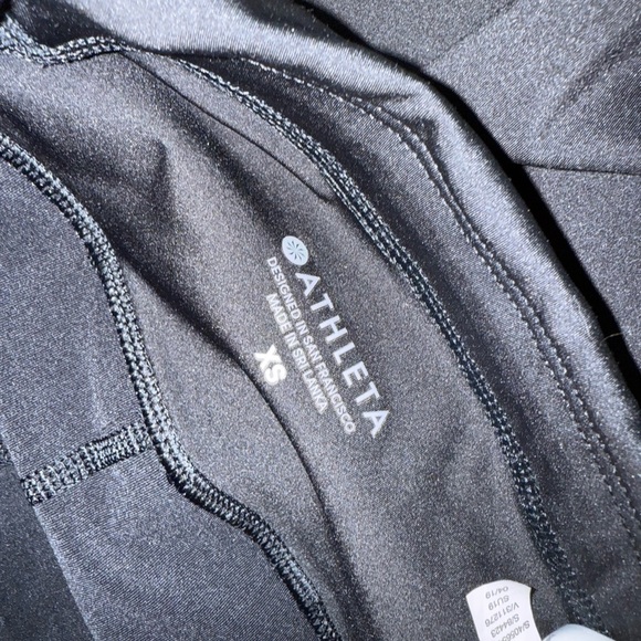 Athleta Momentum Skort Black XS Ruffle Tiered Pull-On Tennis Running Skirt Short - Picture 10 of 12